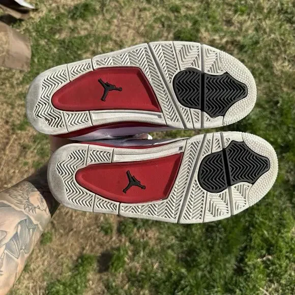 【美品】Nike Air Jordan 4 RETRO 308497-106 ALTERNATE 89 WHITE/BLACK-GYM RED US11 29cm エアジョーダン 4 レトロ オルタネイト Nike Air Jordan 4 Retro Style 308497-106 Sneakers-Size 12